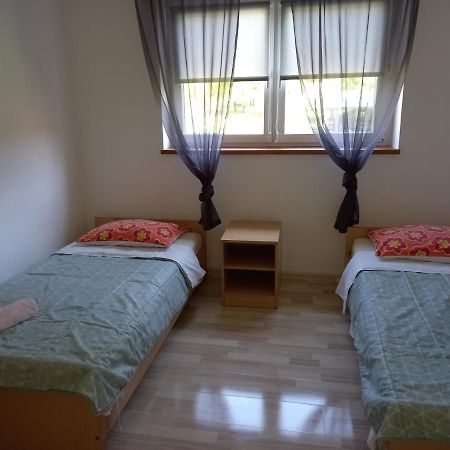 Apartman Filip Appartamento Smoljanac Esterno foto